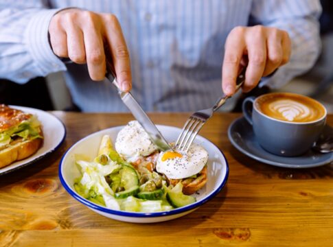 cafe-da-manha-do-bem:-o-que-comer-para-evitar-infarto-e-avc