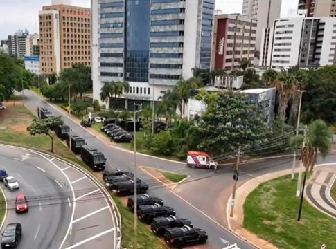 policia-militar-cumpre-ordem-de-desocupacao-em-hotel-no-df.-acompanhe