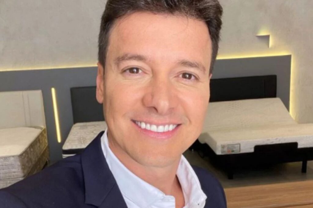 rodrigo-faro-interrompe-apresentacao-na-globo-e-cai-no-choro