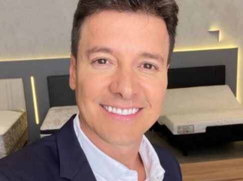 rodrigo-faro-interrompe-apresentacao-na-globo-e-cai-no-choro