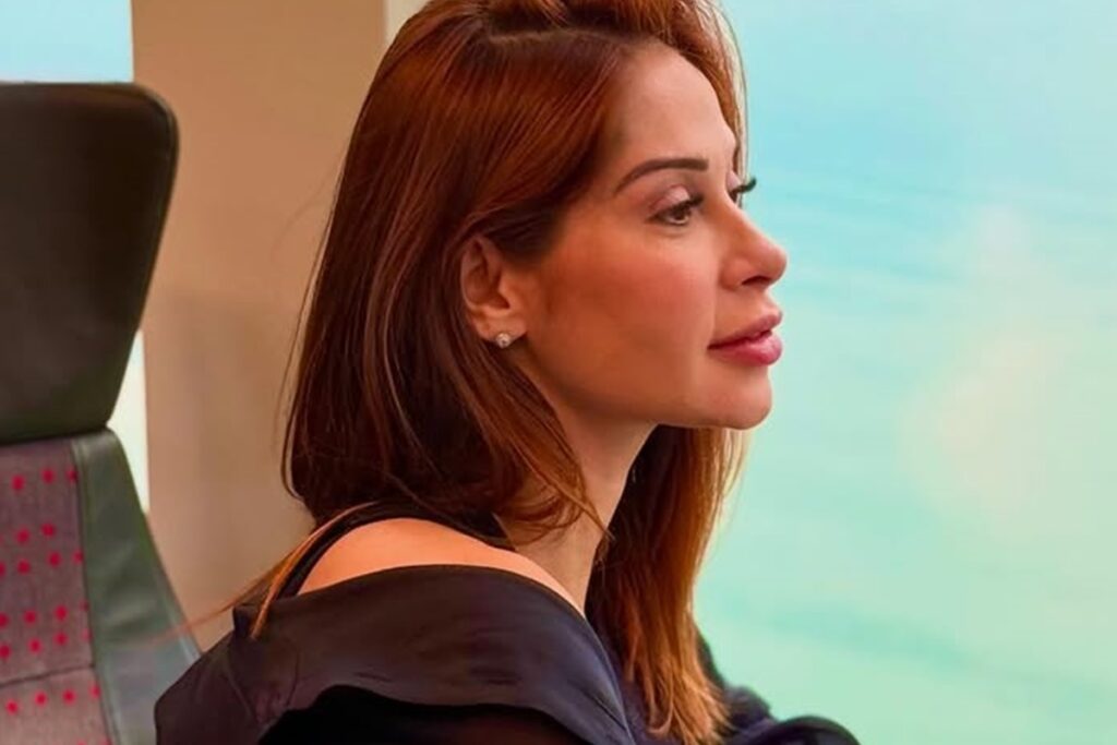 “crise-do-panico-pos-parto”,-diz-maira-cardi-apos-alta-da-maternidade