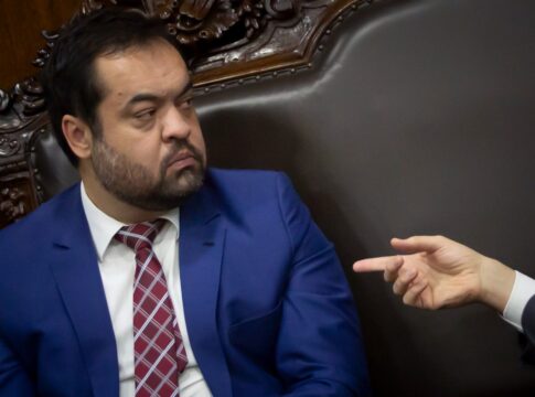 ministro-deve-suspender-julgamento-que-visa-cassar-claudio-castro