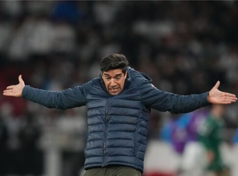 palmeiras-x-ldu:-abel-tenta-quebrar-tabu-em-mata-mata-por-vaga