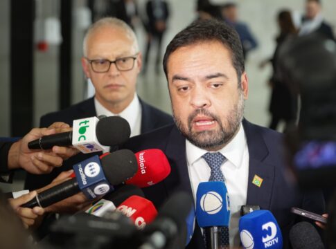 tse-julgara-a-cassacao-de-claudio-castro-na-semana-que-vem