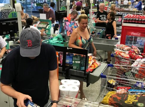 brasil-cria-213-mil-postos-de-trabalho-em-setembro,-aponta-caged