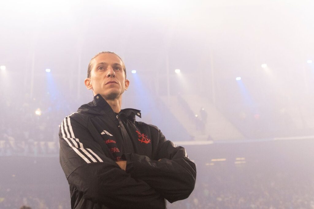 filipe-luis-pode-alcancar-marca-de-renato-gaucho-na-libertadores