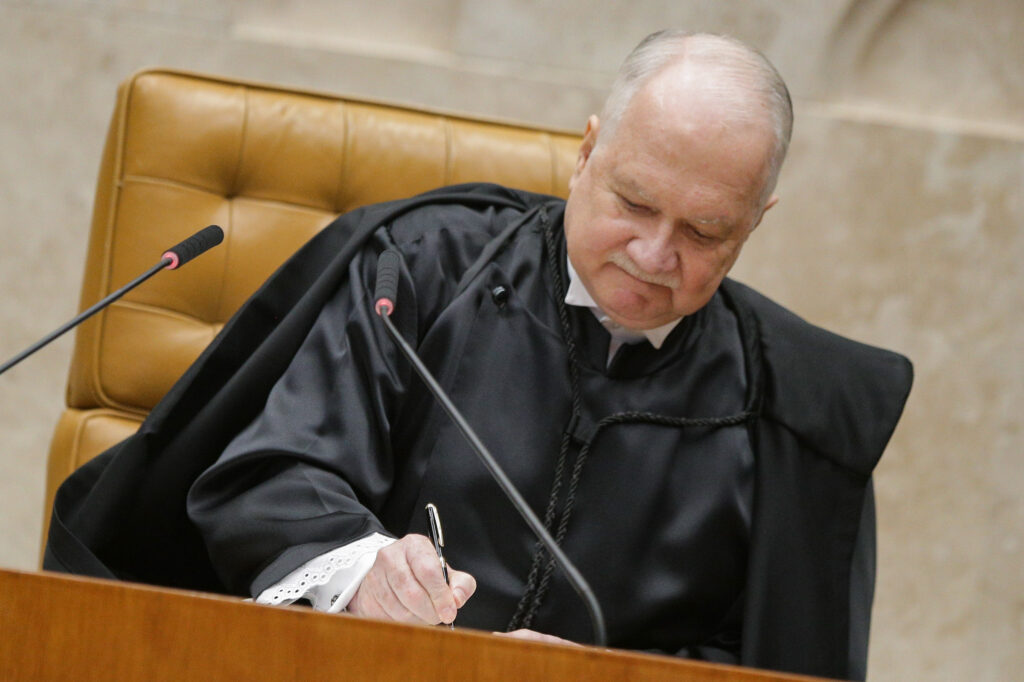 fachin-diz-que-stf-acompanha-situacao-no-rio-“com-a-devida-atencao”