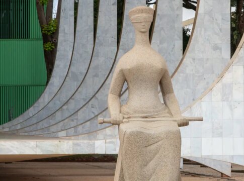 stf-tem-tres-votos-para-obrigar-pm-a-informar-suspeito-sobre-direito