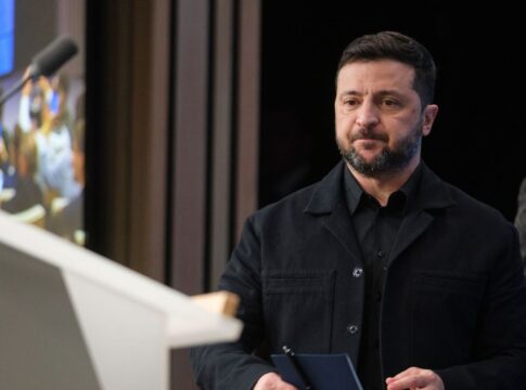 zelensky-condena-novos-ataques-russos:-“o-mundo-precisa-responder”