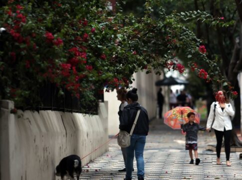 capital-paulista-amanhece-com-ceu-encoberto-e-chuva