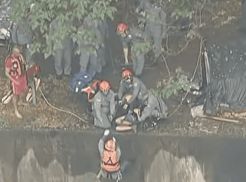 mulher-cai-em-rio-no-centro-de-sp-e-e-arrastada-pela-correnteza