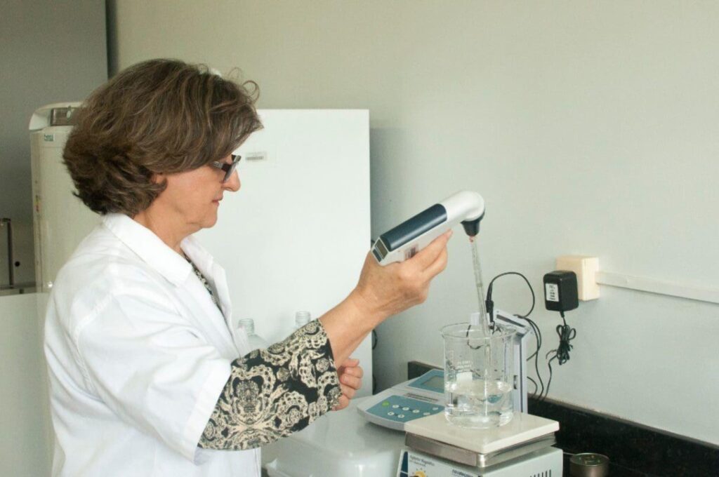 goias-amplia-em-157%-os-investimentos-em-pesquisa,-ciencia-e-inovacao