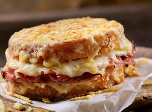 croque-monsieur-e-a-receita-francesa-perfeita-para-sair-da-rotina