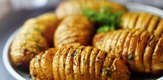 batata-hasselback:-crocante,-aromatica-e-facil-de-preparar