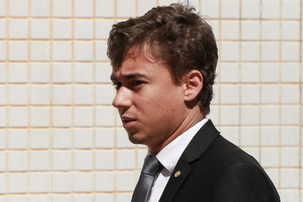 mulher-que-ameacou-nikolas-ferreira-de-morte-e-identificada