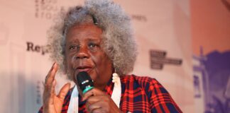 conceicao-evaristo-e-a-1a-personalidade-homenageada-em-vida-pela-flup