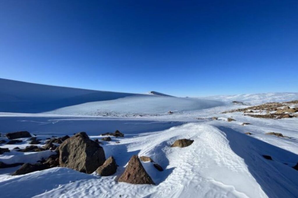 ar-de-6-milhoes-de-anos-e-encontrado-em-gelo-da-antartida