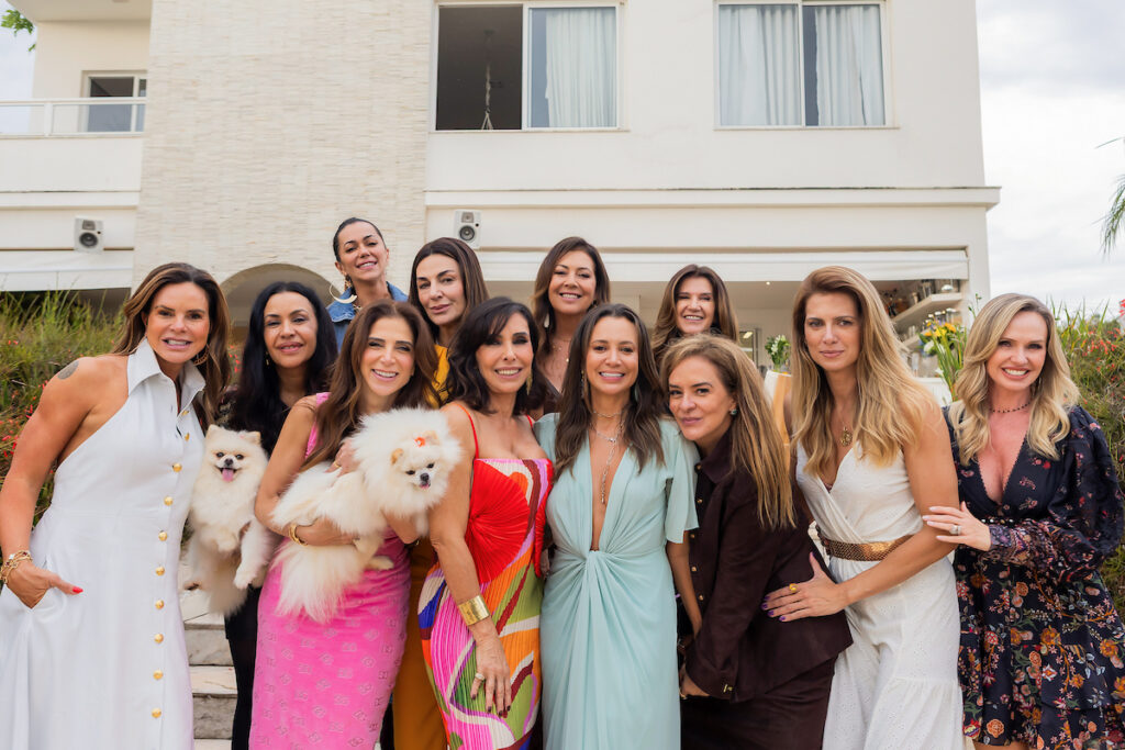 vanessa-lemos-homenageia-cleucy-estevao-com-almoco-de-aniversario