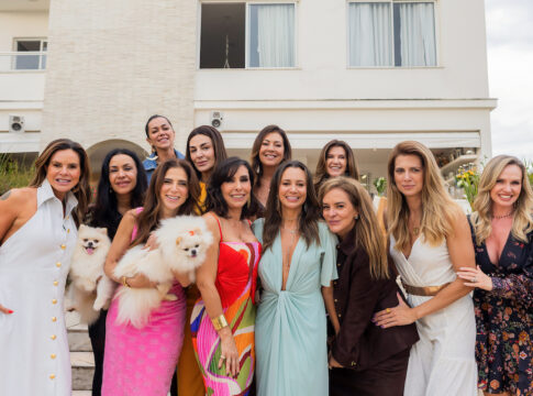 vanessa-lemos-homenageia-cleucy-estevao-com-almoco-de-aniversario