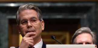 eua:-“ha-setores-da-economia-em-recessao”,-diz-secretario-do-tesouro