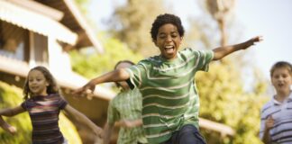 dor-de-crescimento-atinge-ate-37%-das-criancas.-entenda-o-incomodo