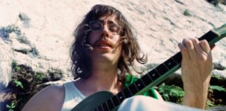 “prudencia/praga”:-tim-bernardes-une-samba-e-rock-em-single-duplo