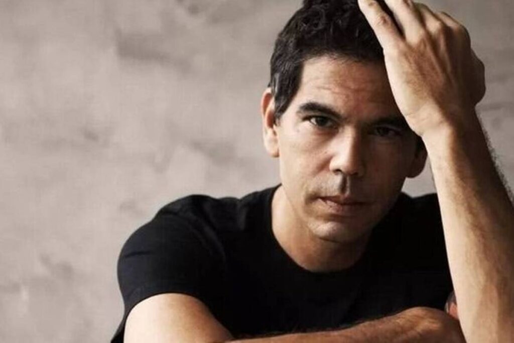 dado-villa-lobos-leva-o-legado-do-rock-brasiliense-ao-estilo-brasil