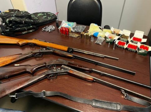 policia-prende-suspeito-de-envolvimento-em-roubo-de-arsenal-de-cac