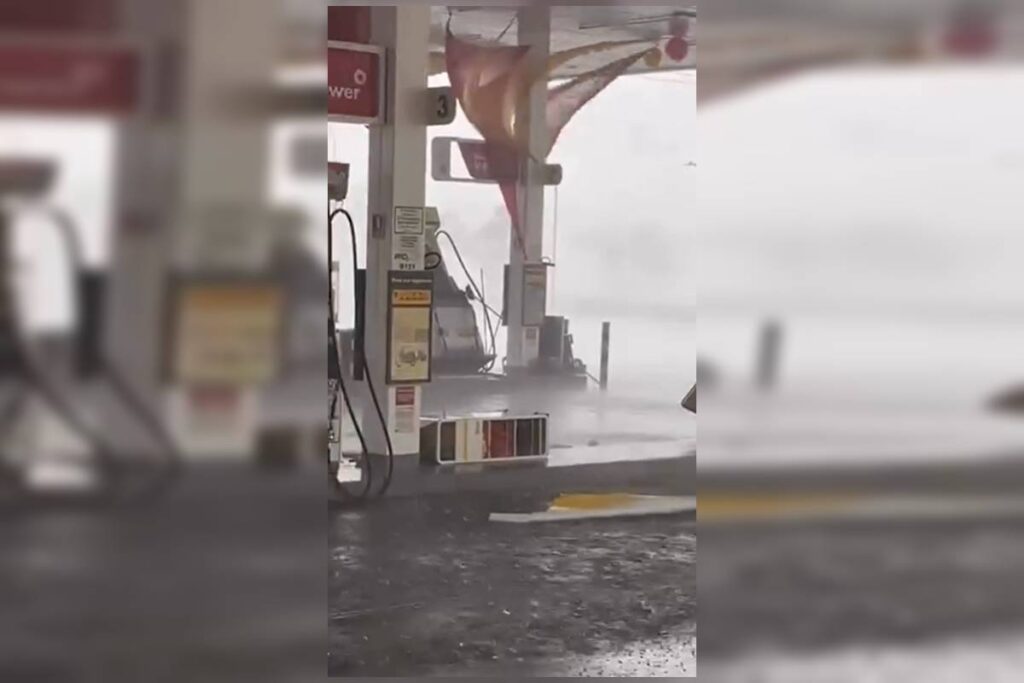 chuva-com-vento-arranca-bomba-de-diesel-e-destelha-casas-no-df