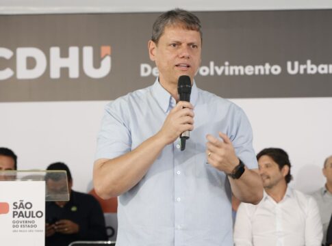 tarcisio-diz-que-policia-de-sp-apreendeu-cerca-de-200-fuzis-em-2025