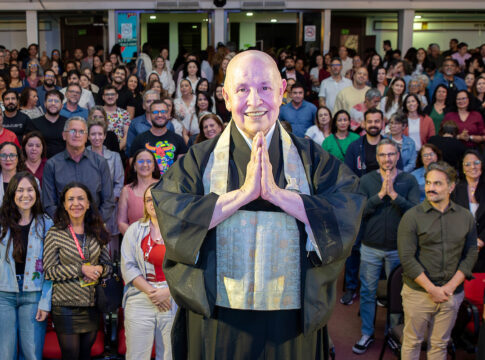 monja-coen-traz-noite-de-reflexao-ao-metropoles-talks,-em-brasilia