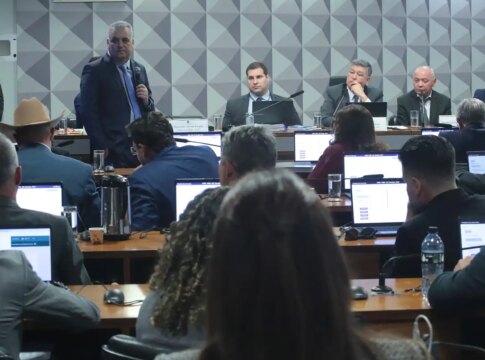 na-cpmi,-presidente-de-associacao-nega-que-entidade-seja-“fantasma”