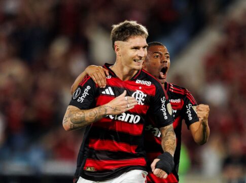 lateral-do-flamengo-cita-clima-de-revanche-em-final-da-libertadores