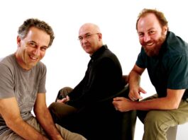 marco-na-obra-dos-paralamas-mostra-quando-grupo-ganhou-forca-internacional