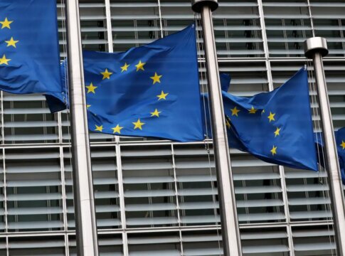 uniao-europeia-afirma-que-podera-admitir-novos-membros-ate-2030