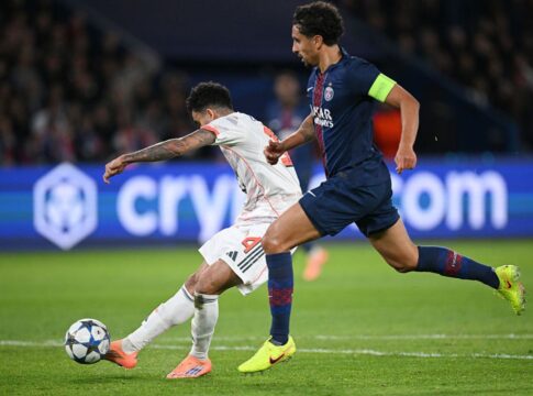 champions-league:-luis-diaz-faz-dois,-e-expulso-e-bayern-bate-o-psg