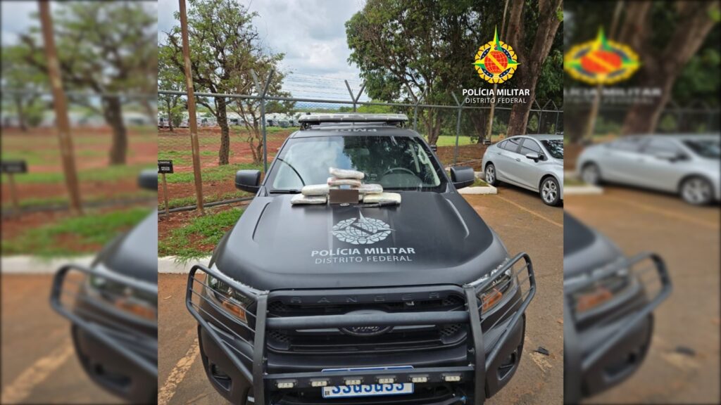 cadela-policial-da-pm-fareja-droga-em-mala-na-rodoviaria-interestadual