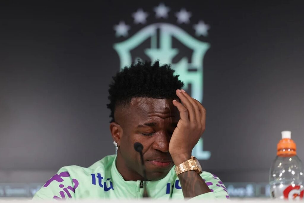 video-de-vini-jr.-chorando-por-criticas-a-aparencia-volta-a-viralizar