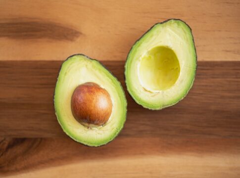 4-dicas-para-incluir-abacate-na-rotina-e-ter-refeicoes-mais-saudaveis