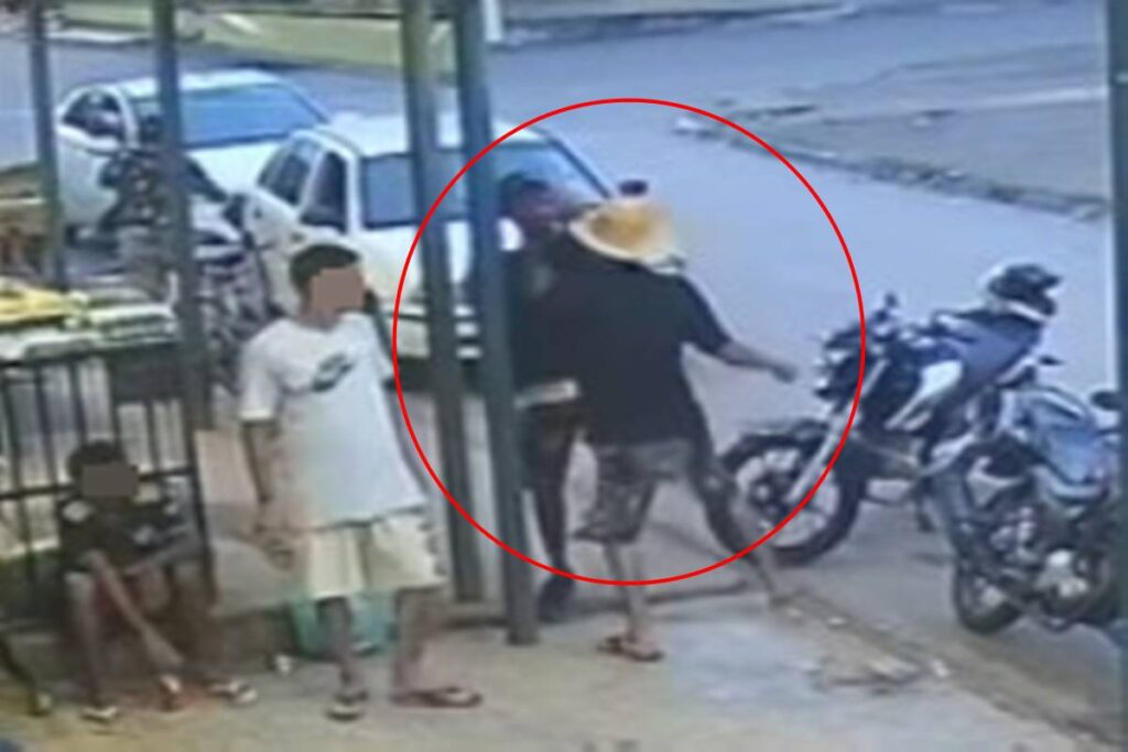 homem-desmaia-apos-ser-brutalmente-espancado-por-discussao-banal