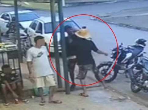 homem-desmaia-apos-ser-brutalmente-espancado-por-discussao-banal
