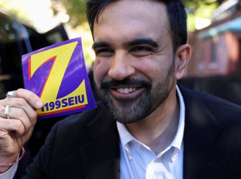 zohran-mamdani,-democrata-e-muculmano,-e-eleito-prefeito-de-nova-york