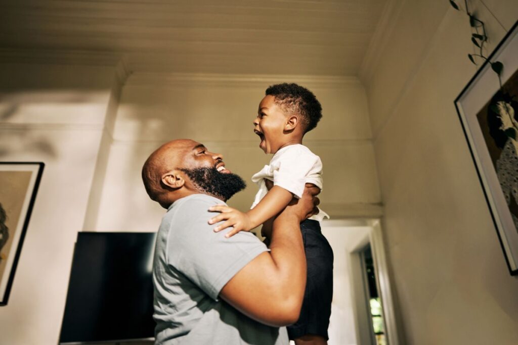 censo-2022:-em-22-anos,-brasil-ve-numero-de-maes-e-pais-solo-crescer