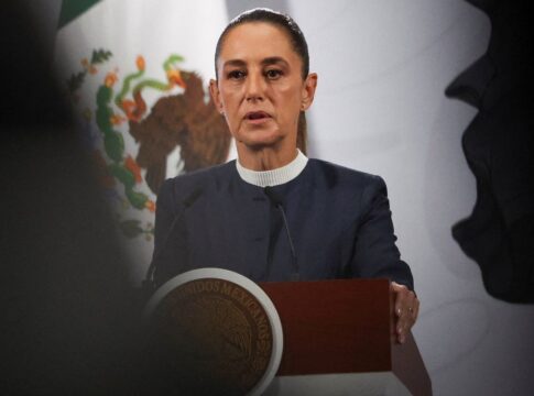 presidente-mexicana-e-vitima-de-assedio-nas-ruas-da-cidade-do-mexico