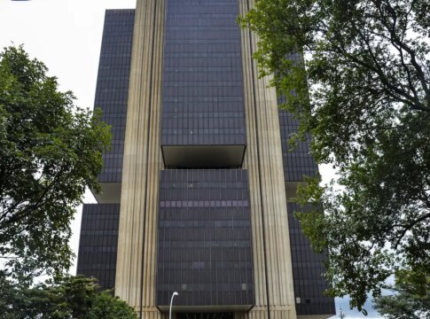 bc-mantem-juros-basicos-em-15%-ao-ano-pela-terceira-vez-seguida