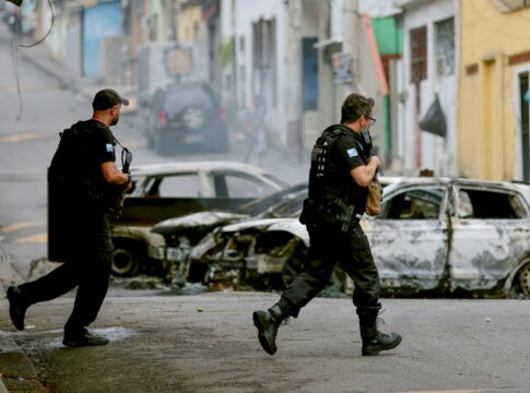 cv:-pcerj-expoe-audios-de-faccionados-planejando-atacar-policiais