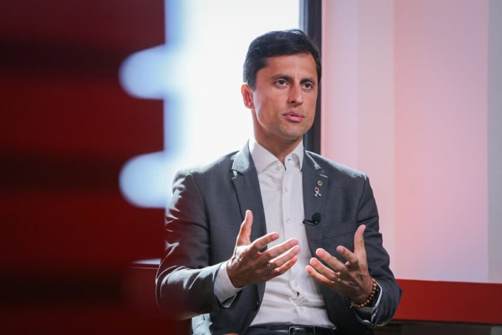 vice-da-cpmi-do-inss-e-ameacado-e-registra-bo-contra-deputado-do-ma