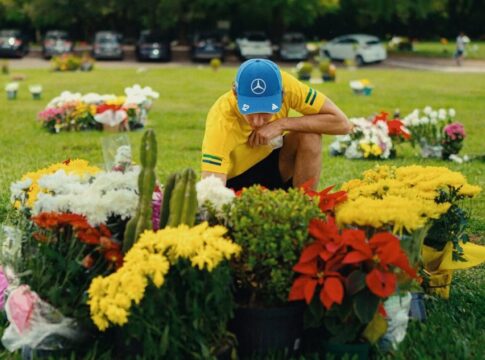 kimi-antonelli-homenageia-ayrton-senna-antes-de-prova-em-sp;-confira