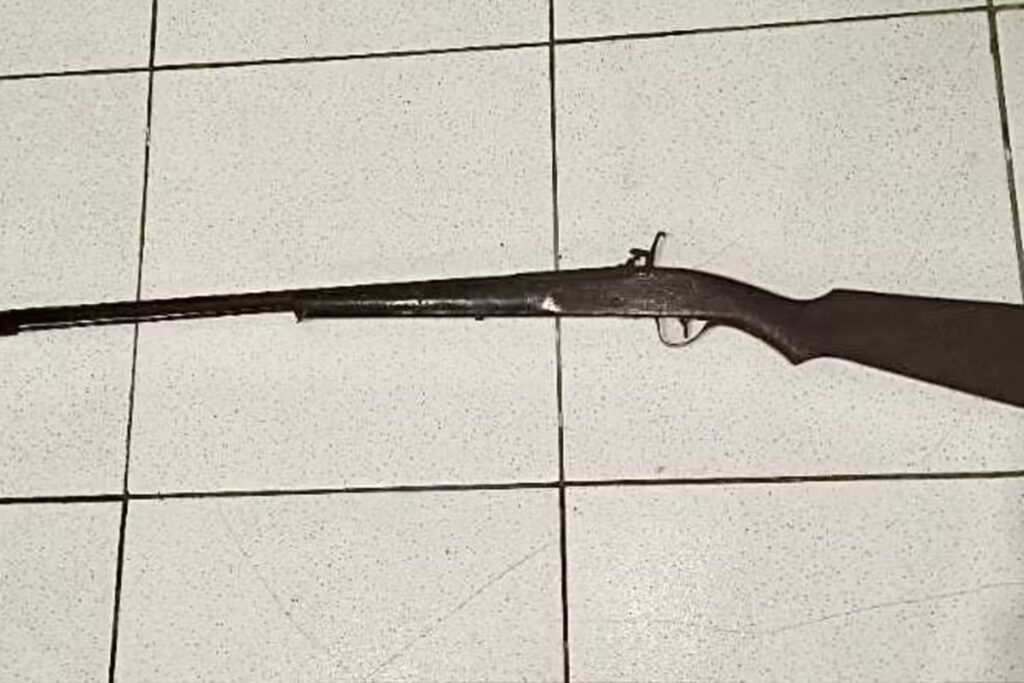 ba:-pai-e-preso-por-ameacar-filha-com-espingarda-por-causa-de-r$-30