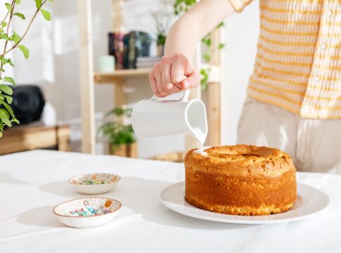 toucinho-do-ceu:-sobremesa-com-sabor-de-infancia-e-caramelo-dourado